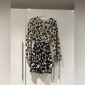 Quiz Leopard print mini dress